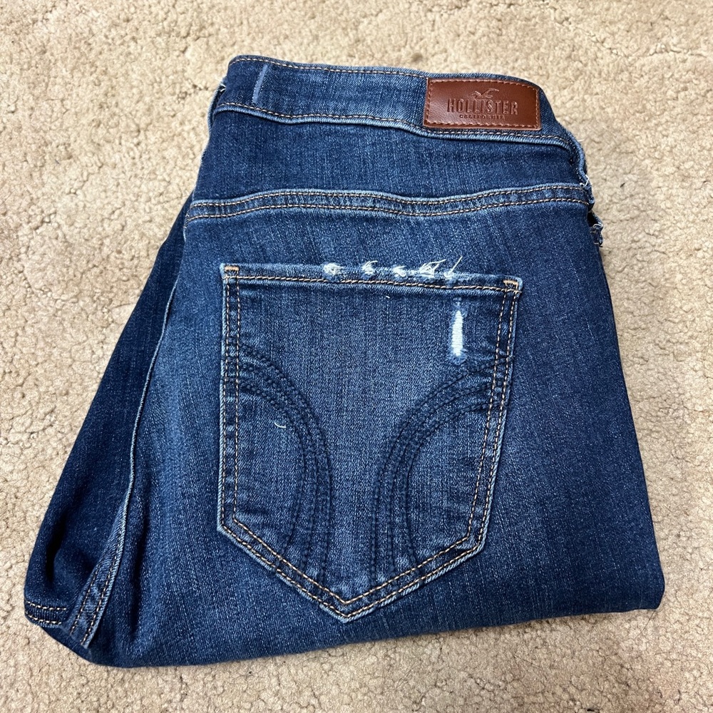 Curvy mid rise super skinny hollister jeans